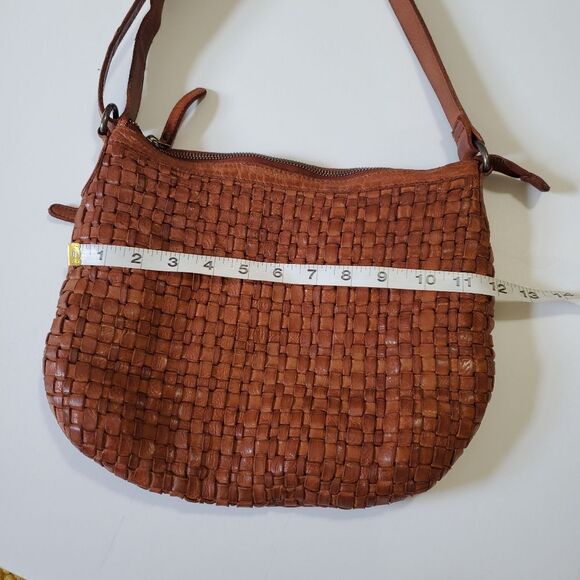 Vilenca Holland crossbody woven brown leather bag - Picture 8 of 11